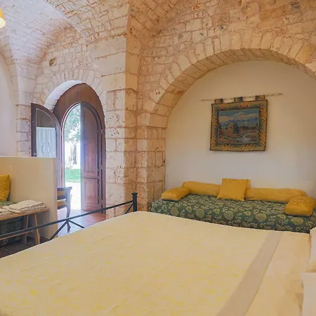 Hotel Masseria Casina Vitale 3*