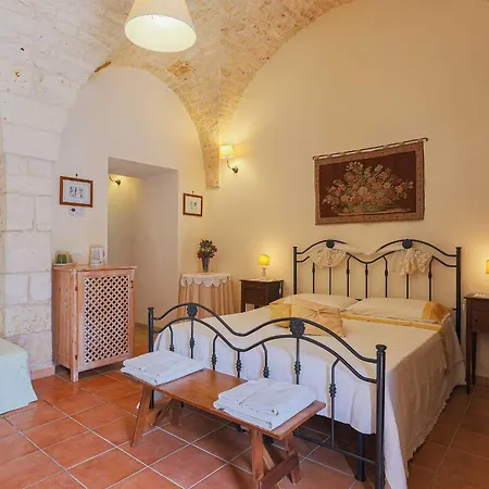 Hotel Masseria Casina Vitale 3*